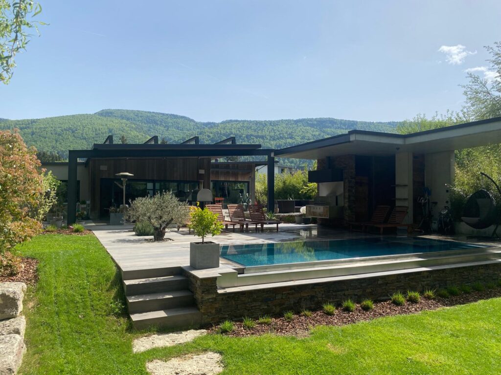 PHOTO-2025-05-15-16-49-54